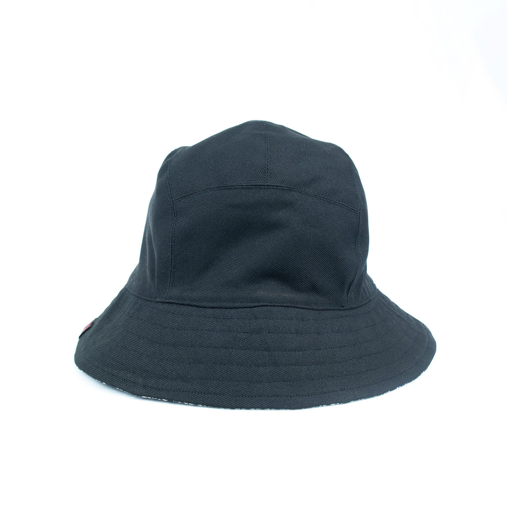 OBJECT: PAGA LOGO PATTERN REVERSIBLE BUCKET HAT // PATTERN 2 // REF: PW-01-HAT